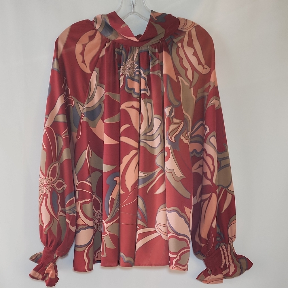 Floral Print Mock Neck Long Sleeve Blouse